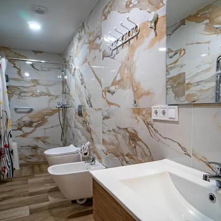 1 Apartament
